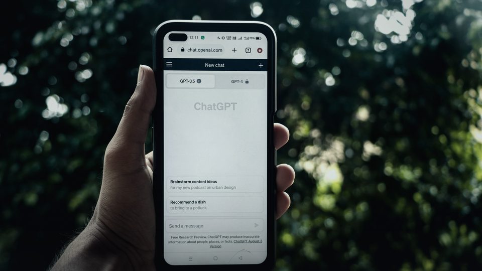 Оформите подписку в Telegram-боте